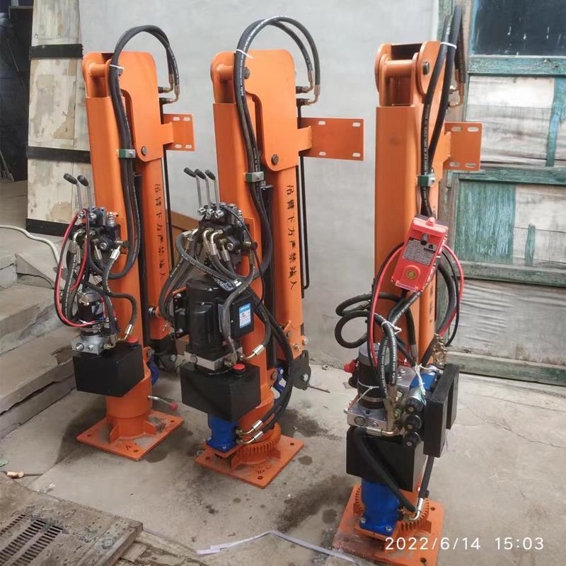 宣化区重汽蓝牌随车吊 3.2吨 国六动力强 液压驱动 农用自卸起重机